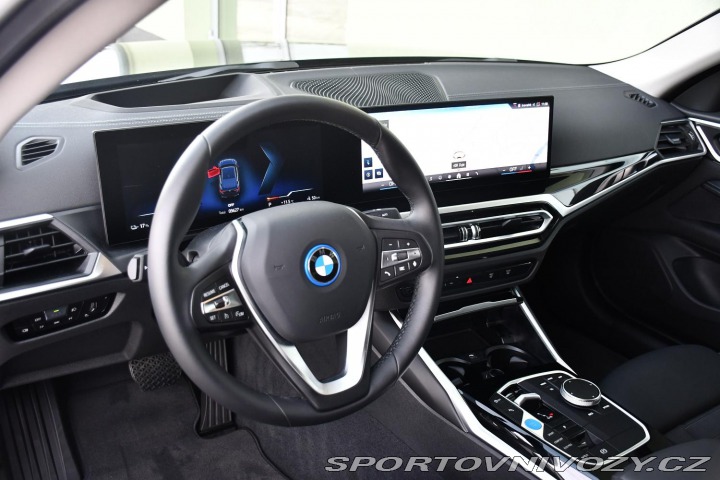 BMW i4 eDrive35 3L-ZÁRUKA  9tis. 2023