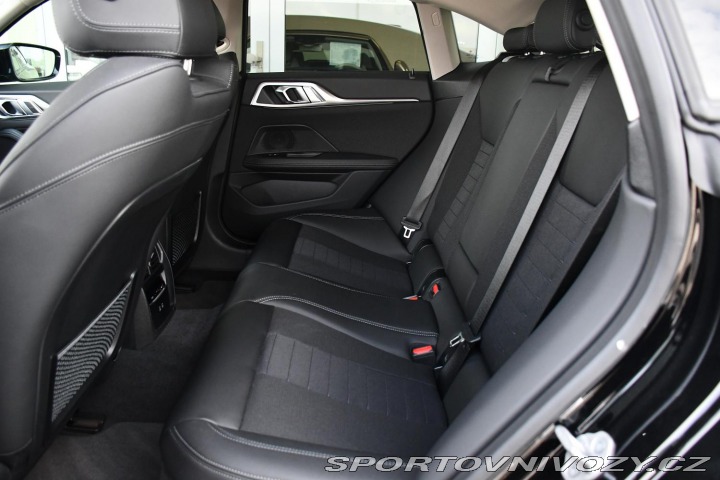 BMW i4 eDrive35 3L-ZÁRUKA 9tis. 2023