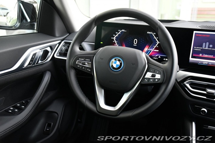 BMW i4 eDrive35 3L-ZÁRUKA  9tis. 2023