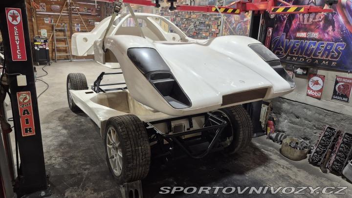 McLaren Ostatní modely M6 GTR ,Manta Montage 1991