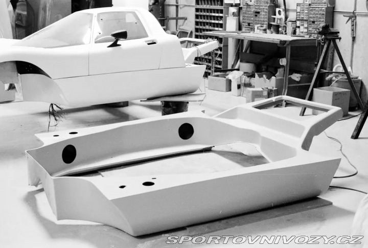 McLaren Ostatní modely M6 GTR ,Manta Montage 1991