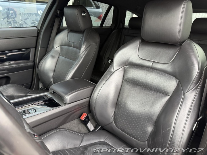Jaguar XF 3,0 V6 Sportbrake REZERVA 2015