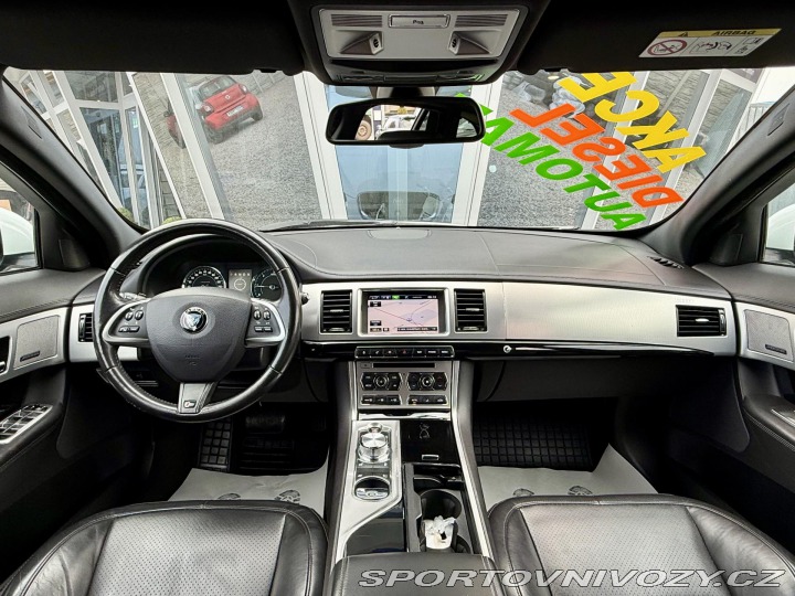 Jaguar XF 3,0 V6 Sportbrake REZERVA 2015