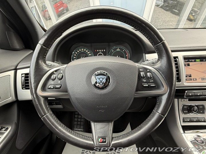 Jaguar XF 3,0 V6 Sportbrake REZERVA 2015