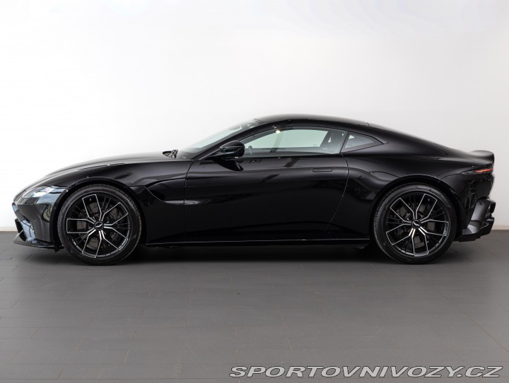 Aston Martin Vantage  2022