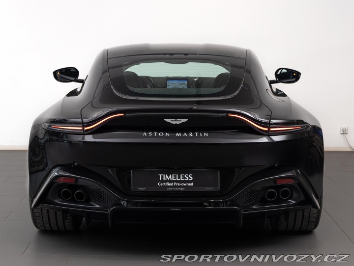 Aston Martin Vantage 2022