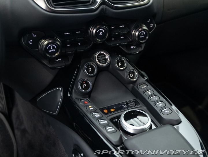 Aston Martin Vantage 2022