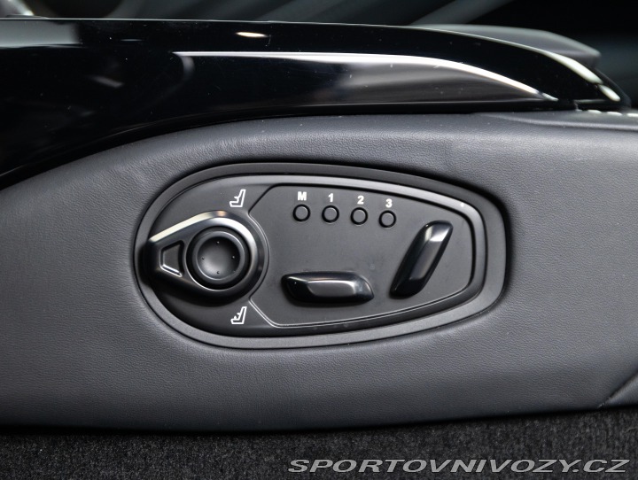 Aston Martin Vantage 2022