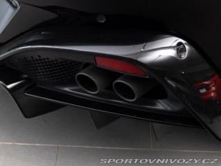 Aston Martin Vantage 2022