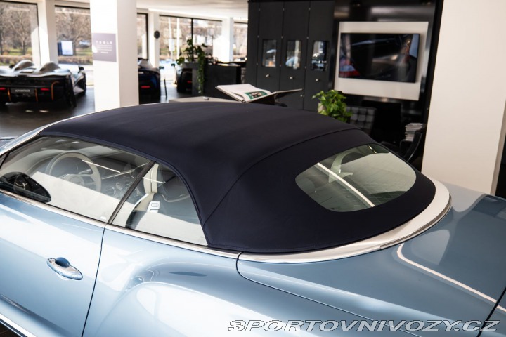 Bentley Continental GTC V8 Mulliner 2024