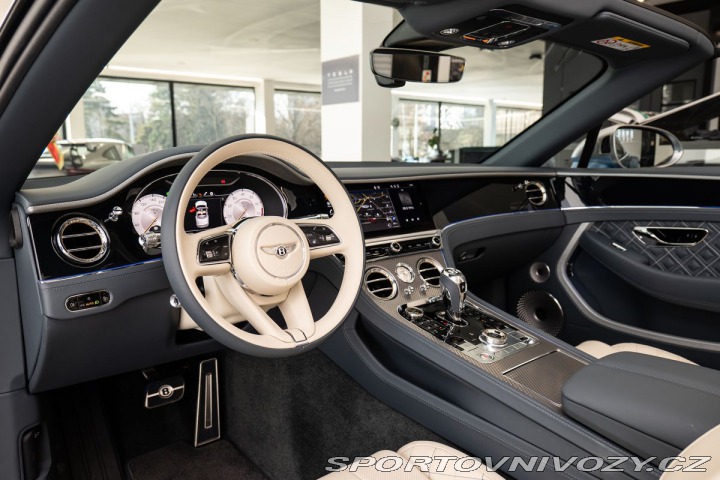 Bentley Continental GTC V8 Mulliner 2024