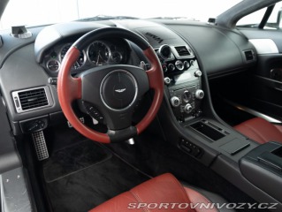 Aston Martin Vantage 2010