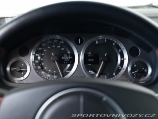 Aston Martin Vantage 2010