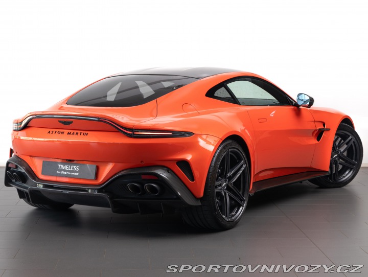 Aston Martin Vantage  2024