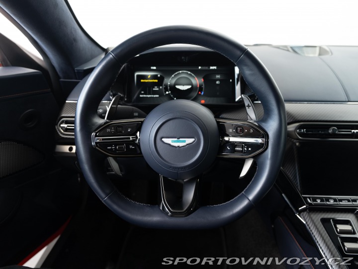 Aston Martin Vantage  2024