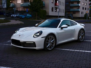 Porsche 911 Carrera 992