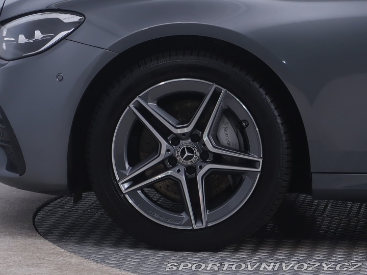 Mercedes-Benz E AMG Paket E 220 d 4MATIC 2023