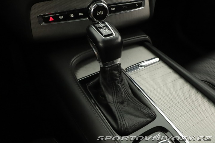 Volvo Ostatní modely XC90 T6 AWD 2015