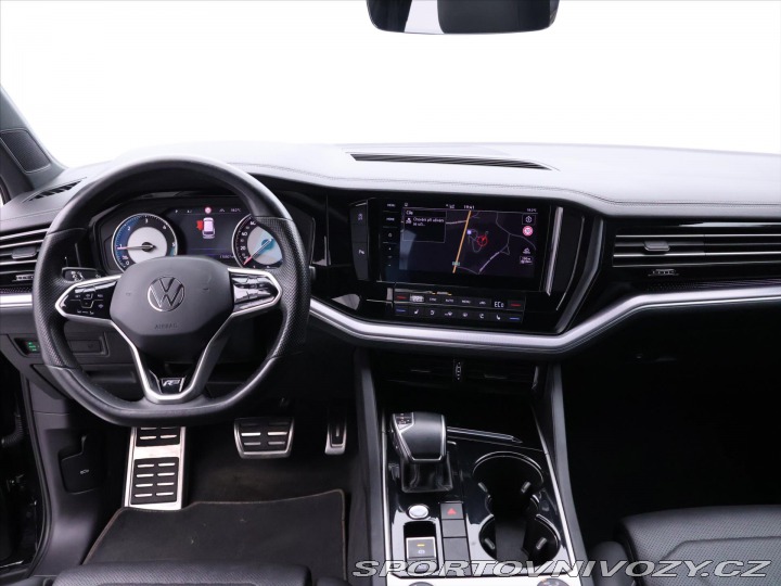 Volkswagen Ostatní modely Touareg 3,0 R-Line Tiptronic CZ D 2021