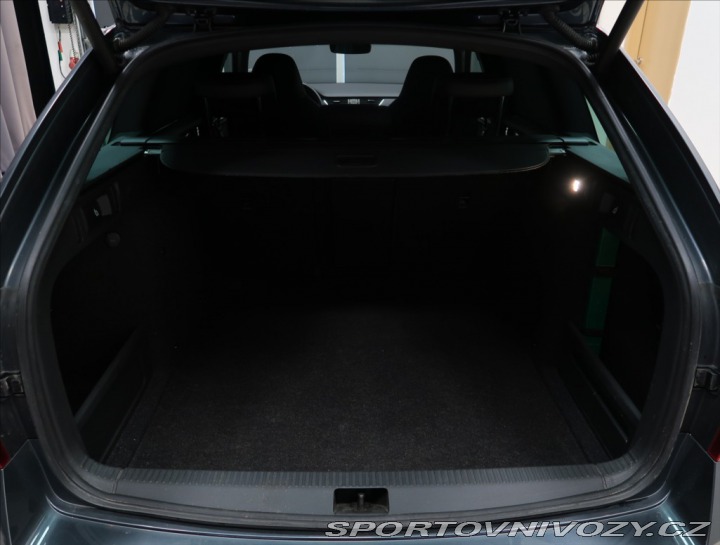 Škoda Octavia RS 2,0 TSI RS DSG 1 MAJ ČR 2 2017