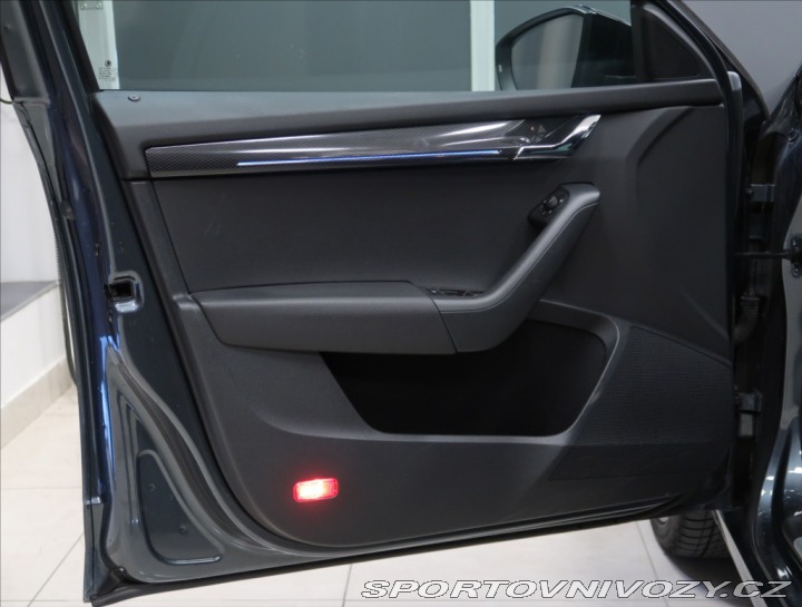 Škoda Octavia RS 2,0 TSI RS DSG 1 MAJ ČR 2 2017