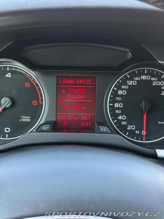 Audi A4 2,0   B8 2010 rok 2010