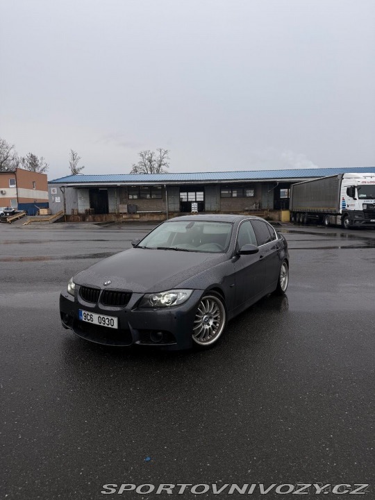 BMW 3 3,0   e90 330i 2007