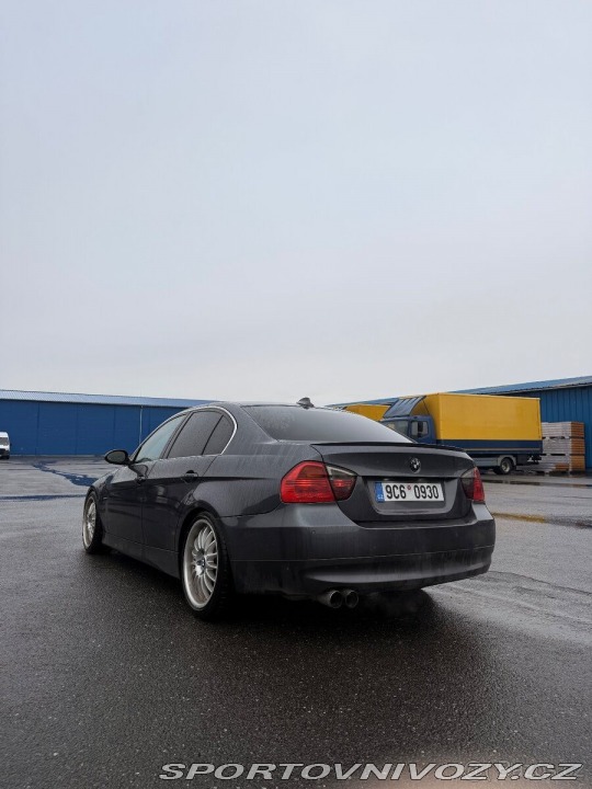 BMW 3 3,0   e90 330i 2007