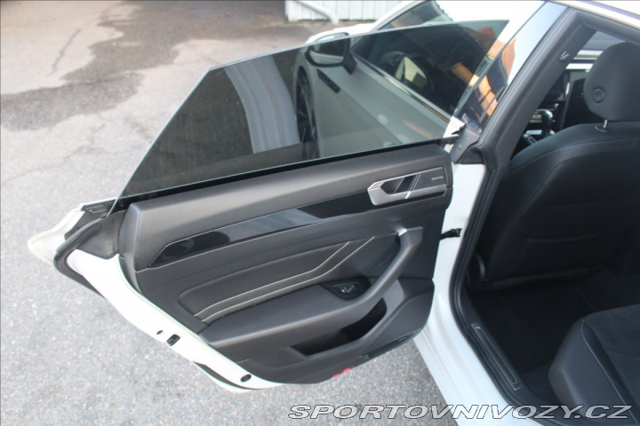 Volkswagen Arteon 2,0   TDi 147kW R-Line+ZÁ 2020