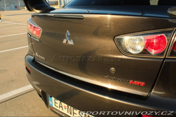 Mitsubishi Lancer EVO X Verzia MR 2011