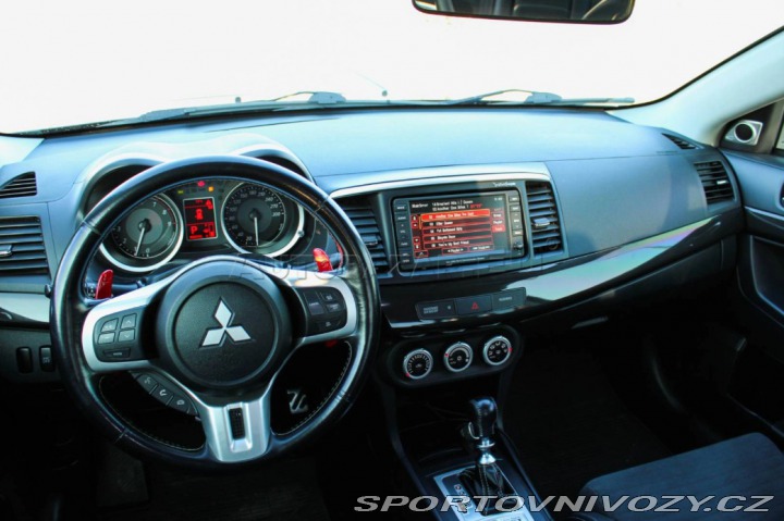 Mitsubishi Lancer EVO X Verzia MR 2011