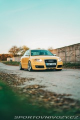 Audi RS4  2006