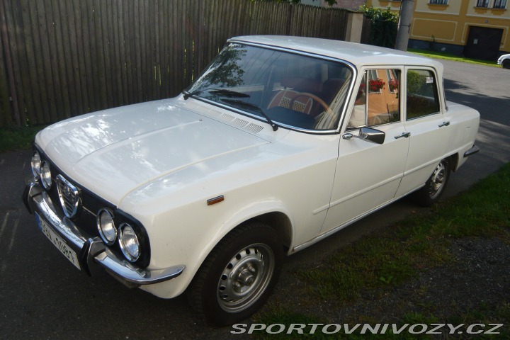 Alfa Romeo Ostatní modely Giulia 1300 super 1975