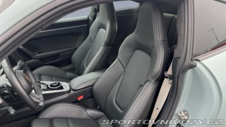 Porsche 911 Carrera 2024