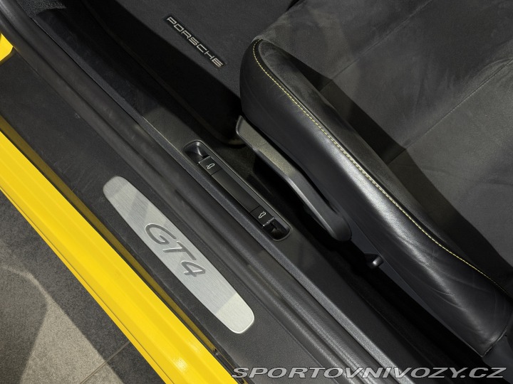 Porsche Cayman GT4*Manual*PCCB*Bose*DPH 2019