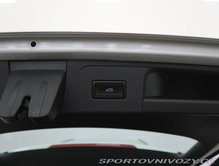 Volkswagen Ostatní modely Passat Highline 2.0 BiTDI 2015