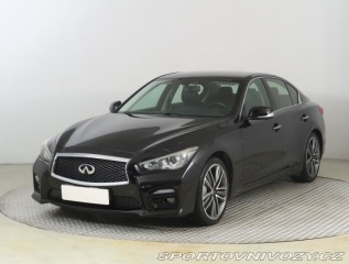 Infiniti Q50 Hybrid AWD 2016