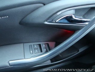 Opel Astra 2.0 CDTI 2013