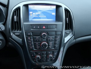 Opel Astra 2.0 CDTI 2013