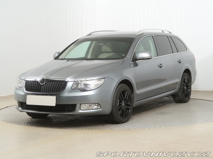 Škoda Superb 3.6 FSI V6 2011