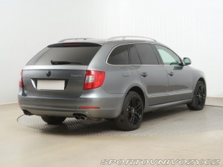 Škoda Superb 3.6 FSI V6 2011
