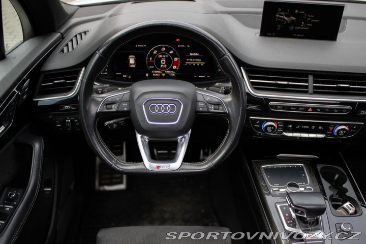 Audi SQ7 Audi SQ7, servisní knížka 2018