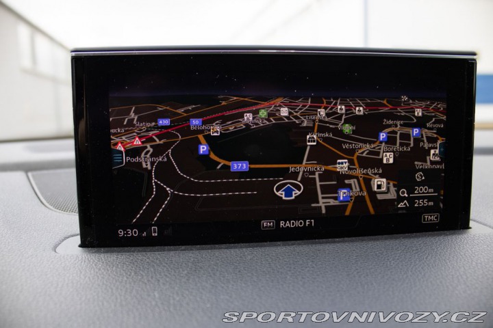 Audi SQ7 Audi SQ7, servisní knížka 2018