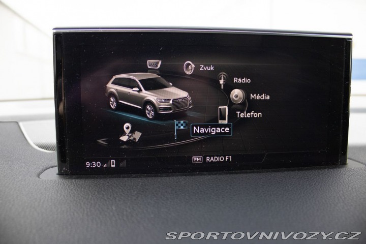 Audi SQ7 Audi SQ7, servisní knížka 2018