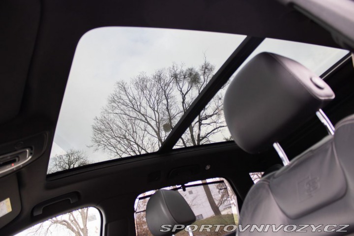 Audi SQ7 Audi SQ7, servisní knížka 2018