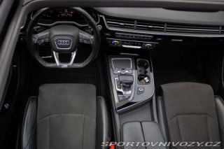 Audi SQ7 Audi SQ7, servisní knížka 2018