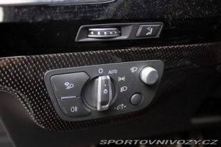 Audi SQ7 Audi SQ7, servisní knížka 2018