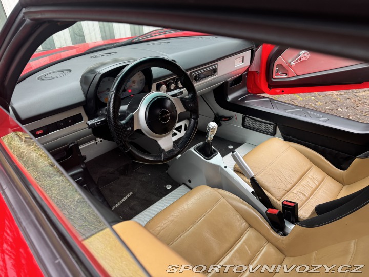 Opel Speedster 2.2 unikátní historie 2001