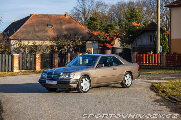 Mercedes-Benz C W124 300 CE 1989