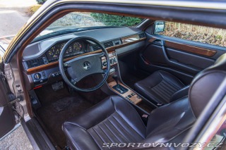 Mercedes-Benz C W124 300 CE 1989